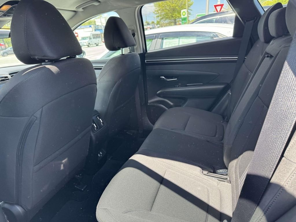 Used 2023 Silver Hyundai SEL image 8