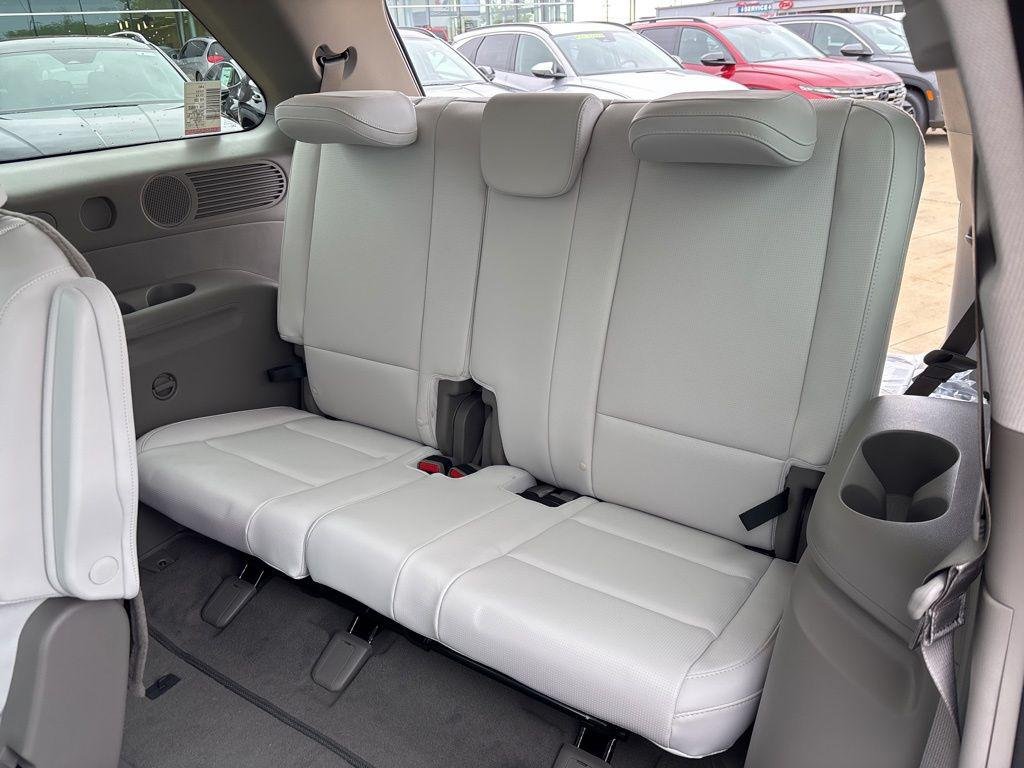 New 2026  Hyundai SEL Premium FWD image 38