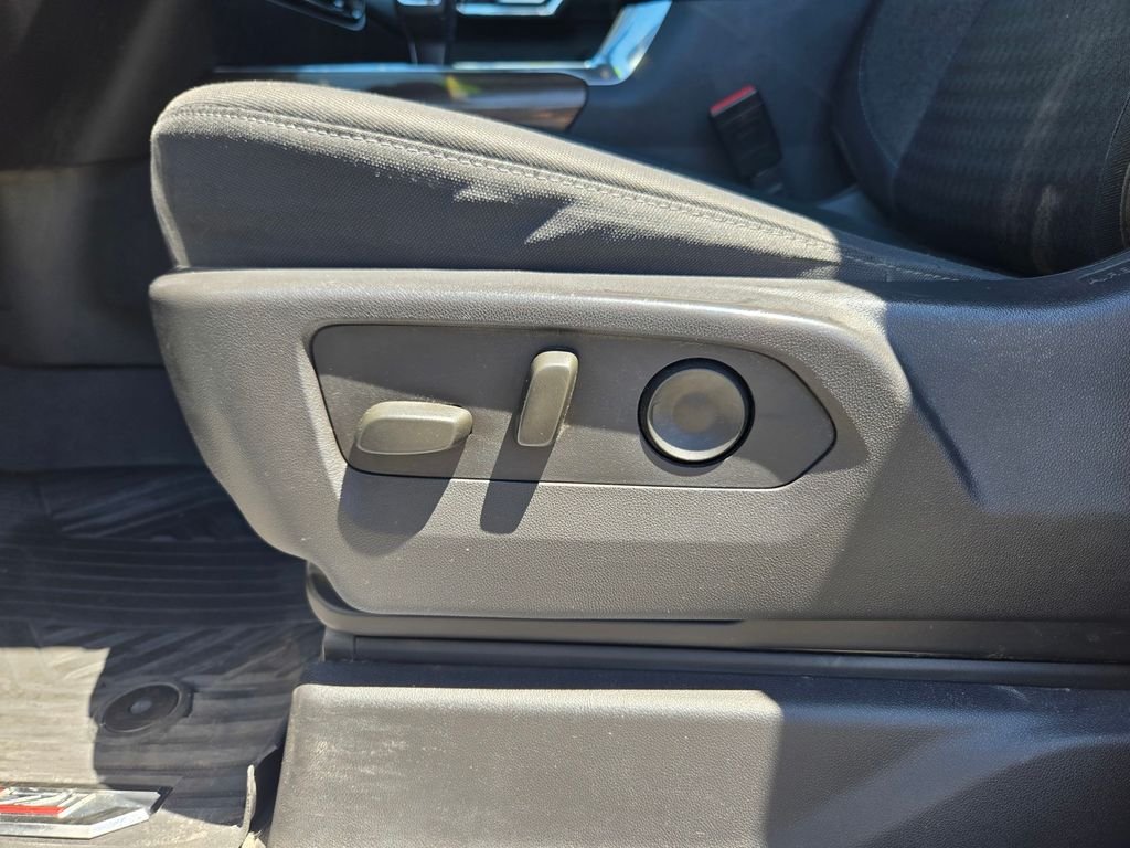 Used 2024 White Chevrolet LT Trail Boss image 12