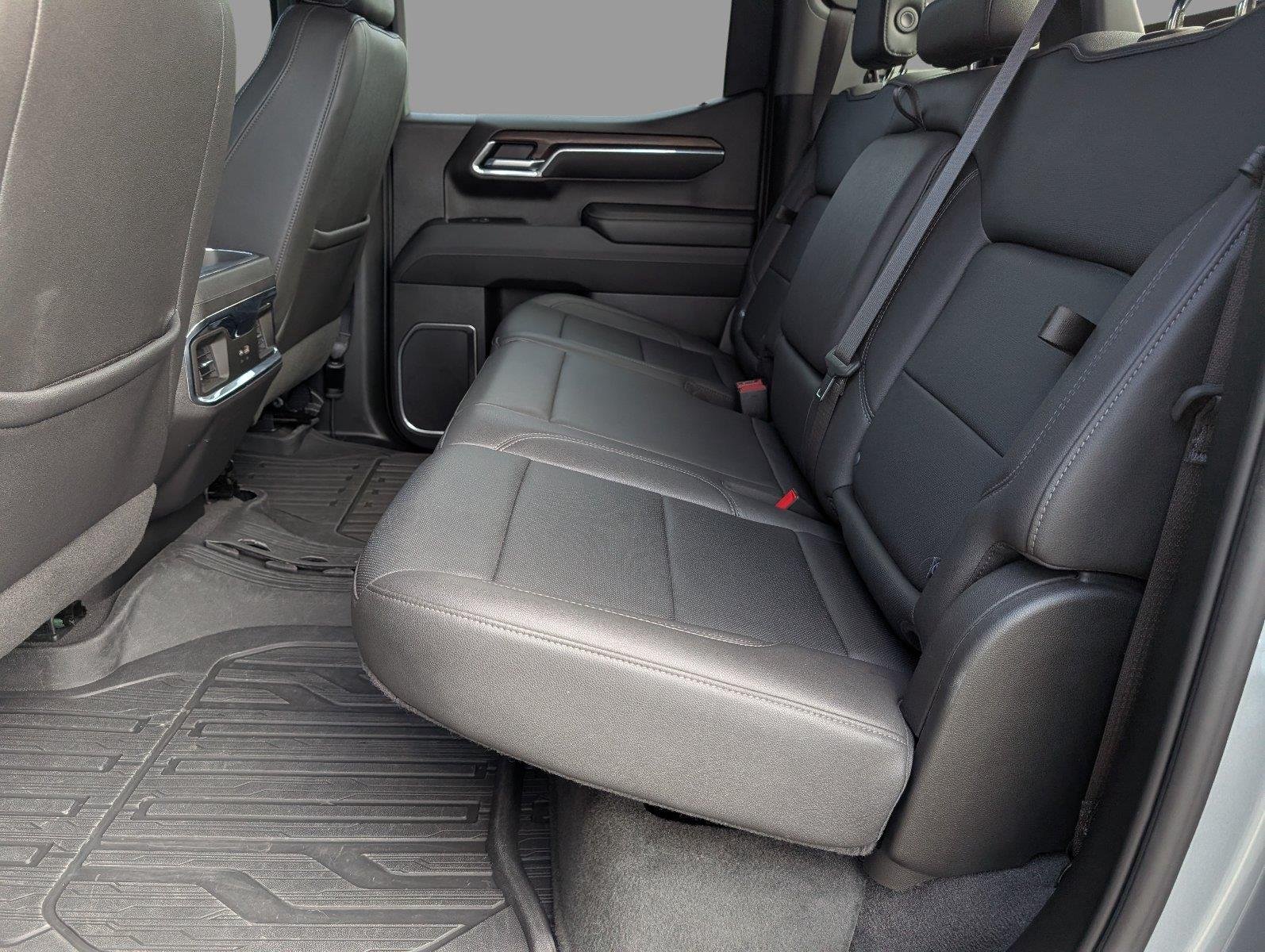 Used 2023 STERLING METALLIC GMC SLT image 35