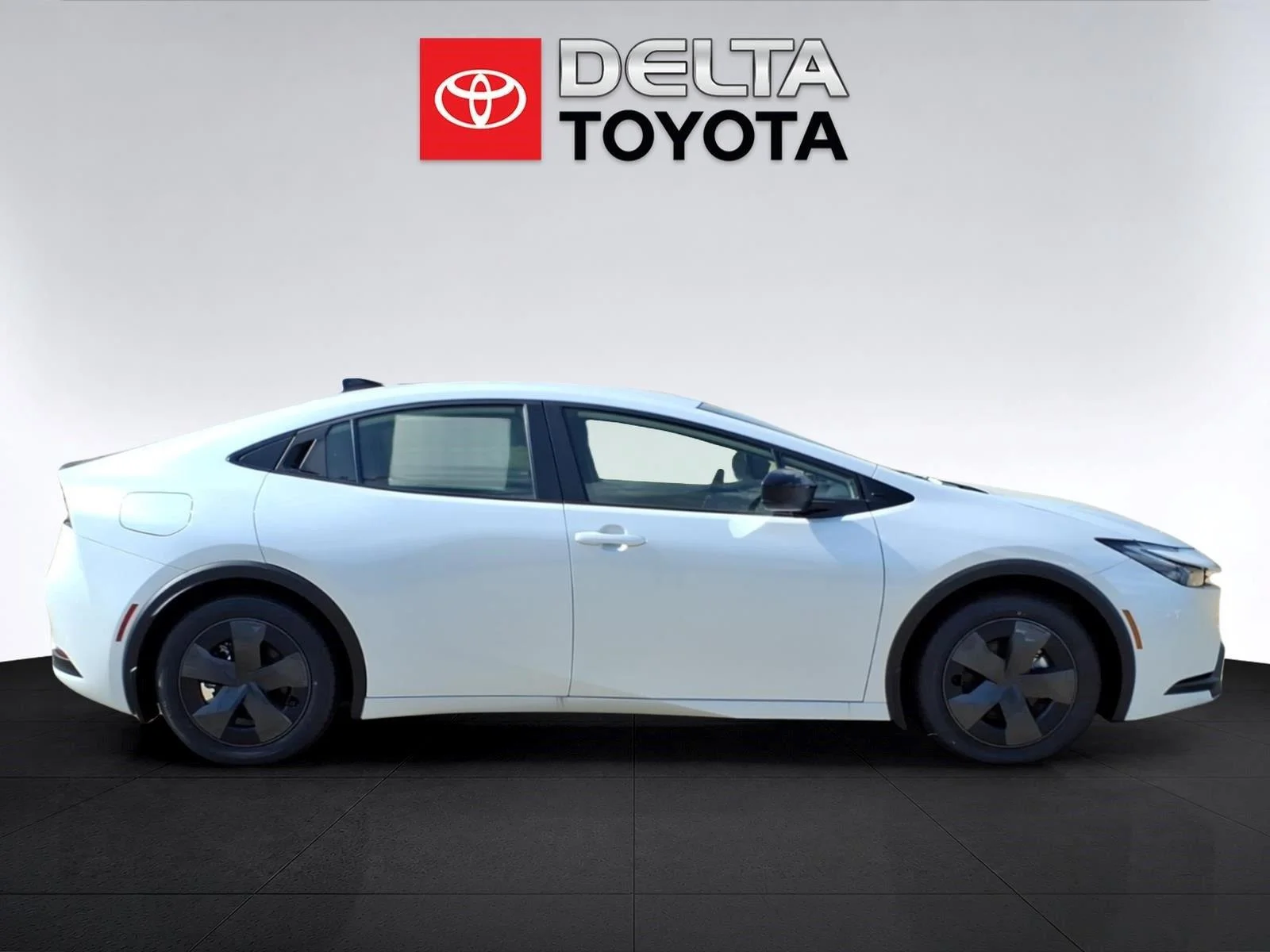 New 2026 WIND CHILL PEARL Toyota SE image 6