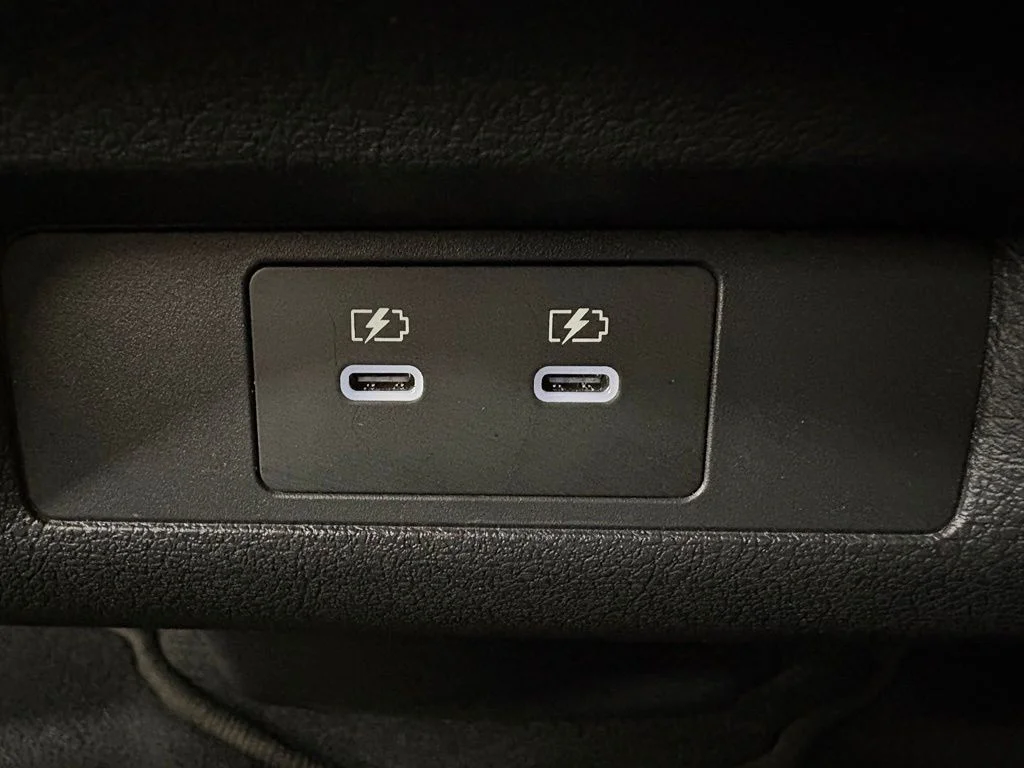 Used 2025 White Nissan SV image 36
