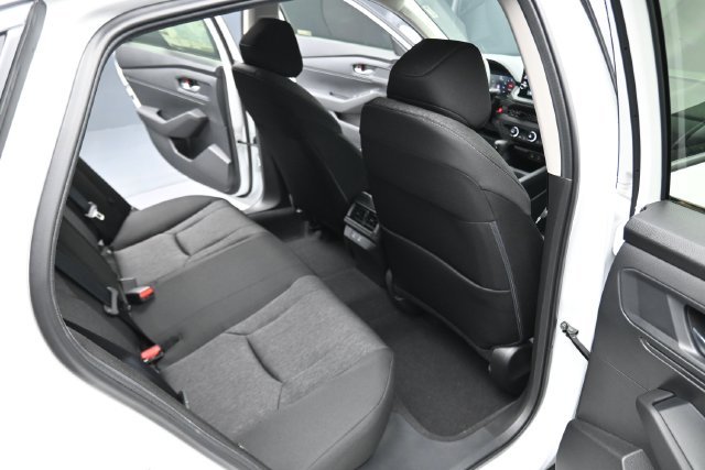 New 2026 Platinum White Pearl Honda LX image 18