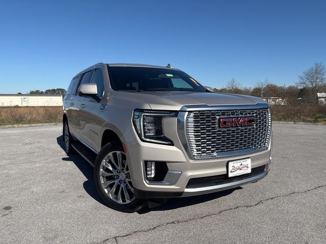 2023 GMC Yukon Denali AWD's photo