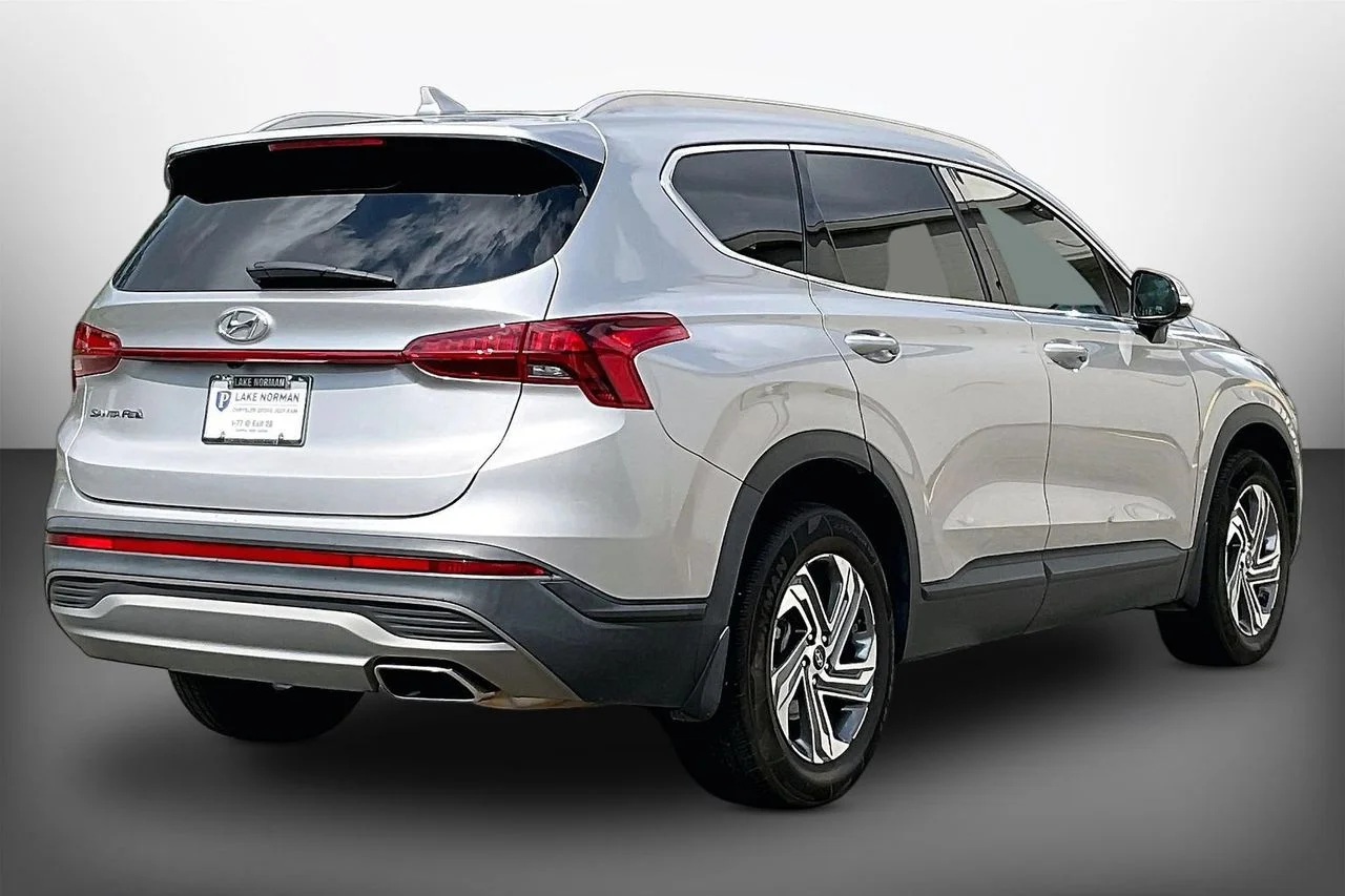 Certified Used 2023 Silver Hyundai SEL image 8