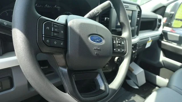 New 2026 Oxford White Ford F-550® XL image 14