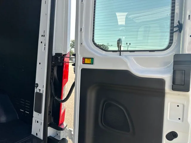 New 2026 Oxford White Ford Cargo Van image 24