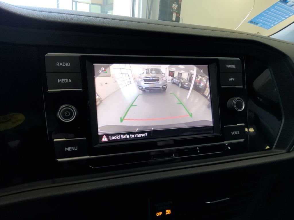 Used 2024  Volkswagen 1.5T SE image 25