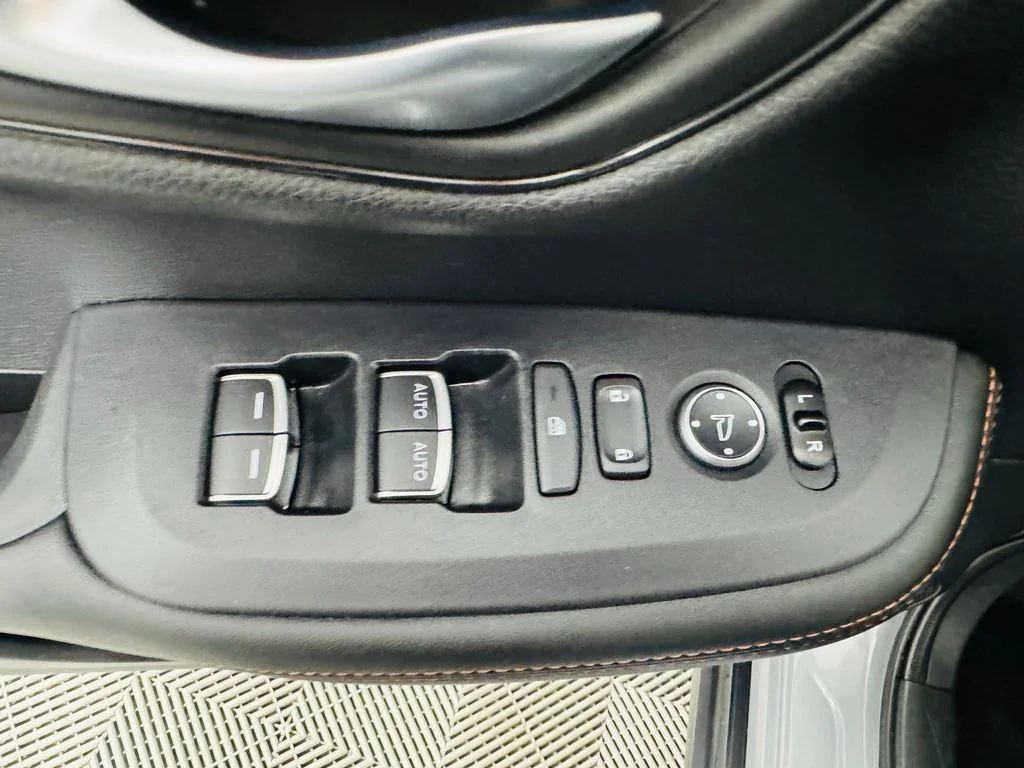 Used 2024  Honda Sport image 7