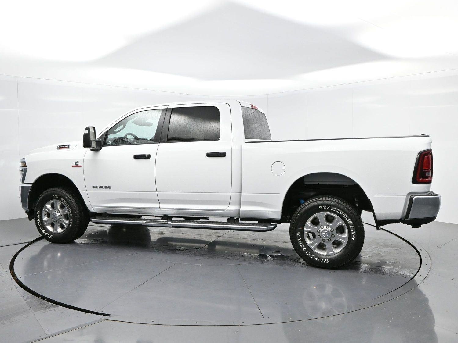 Used 2025 White Ram Big Horn image 5