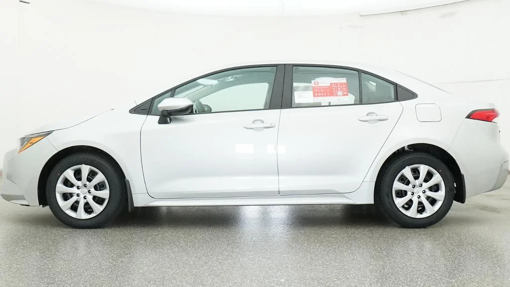 New 2026 Classic Silver Metallic Toyota LE image 2
