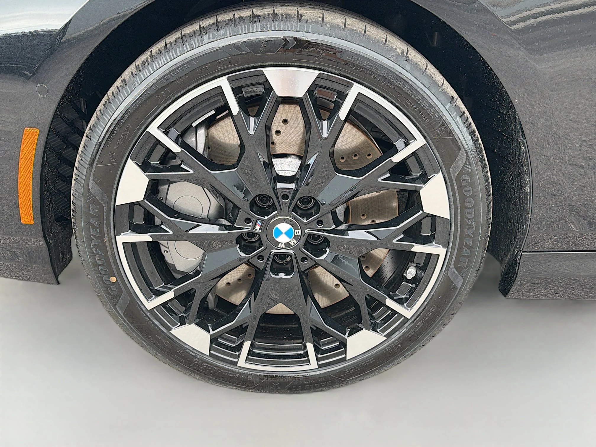 New 2026 Black Sapphire Metallic BMW M235 xDrive image 40