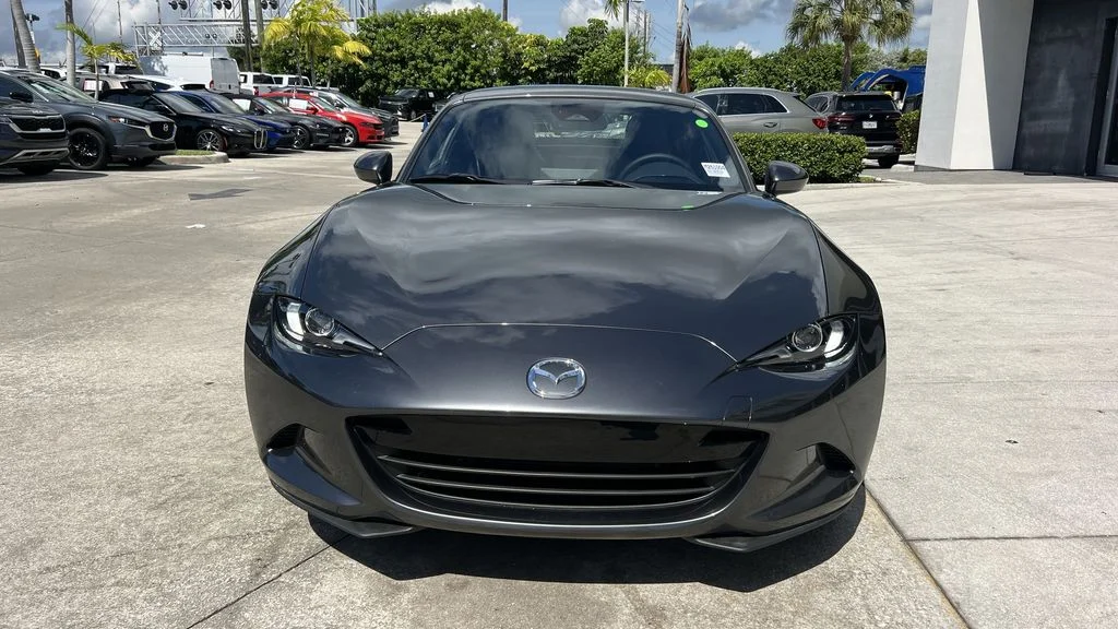 2025 Mazda MX-5 Miata RF Grand Touring - Photo 8