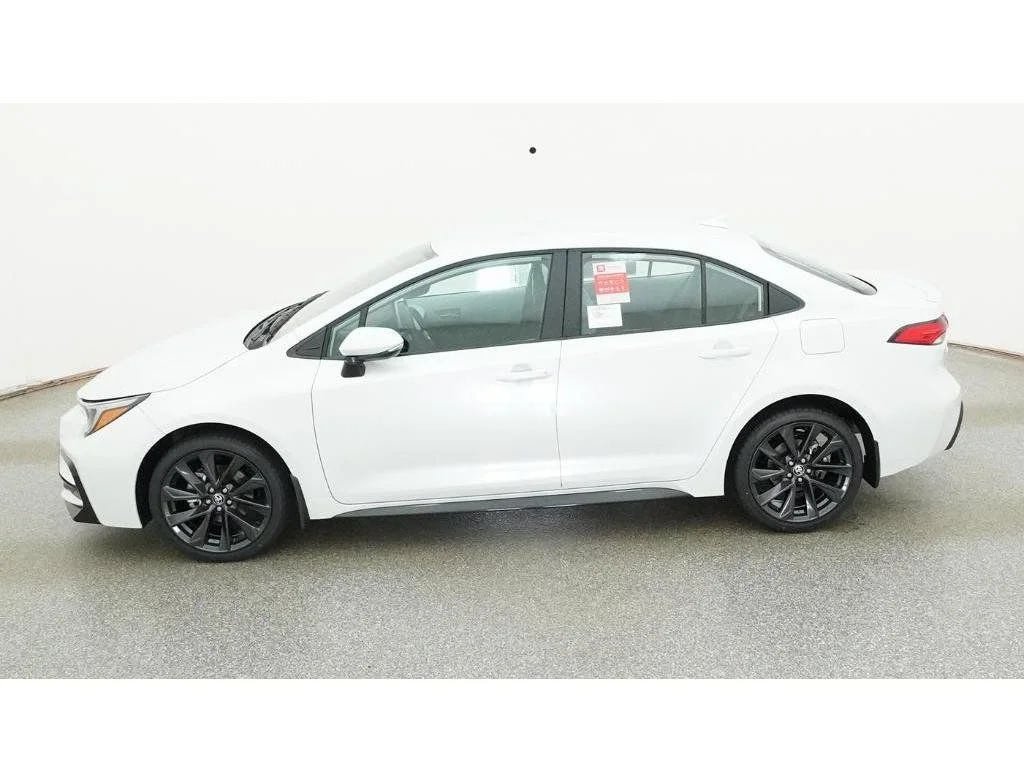 New 2026 Wind Chill Pearl Toyota SE image 4