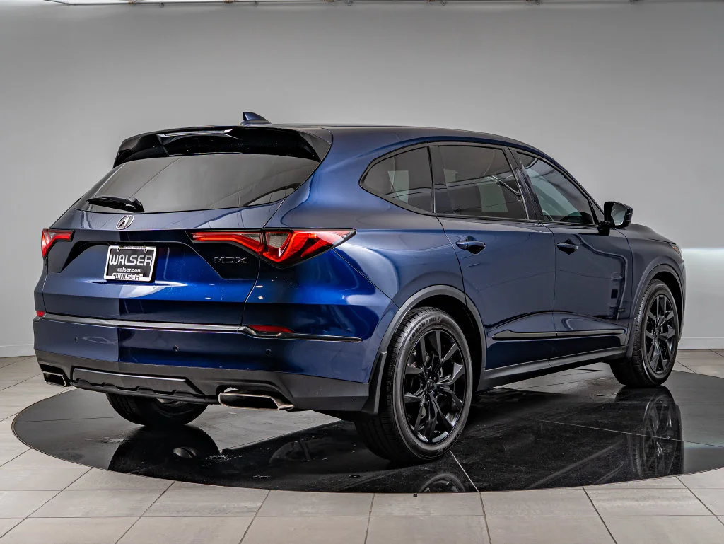 Used 2022 Fathom Blue Pearl Acura Technology image 5