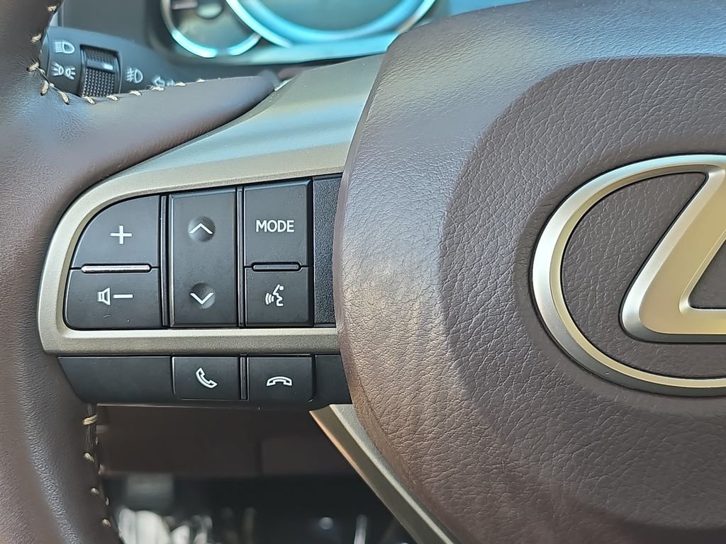Used 2017 Silver Lexus 350 image 19