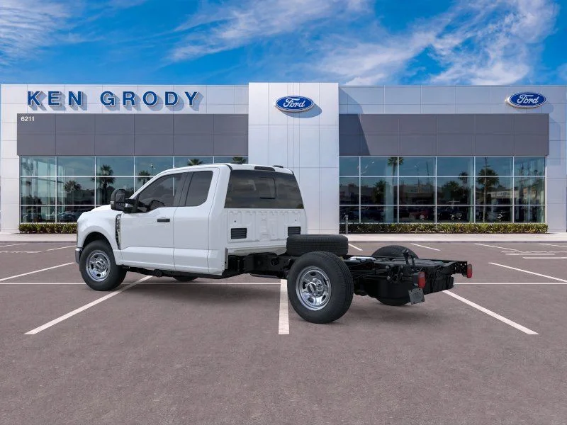 New 2026 White Ford XL image 4