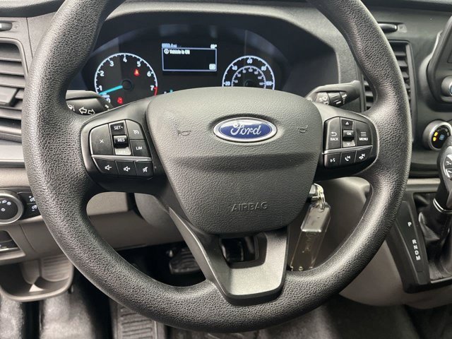 Used 2025 Oxford White Ford 250 image 12