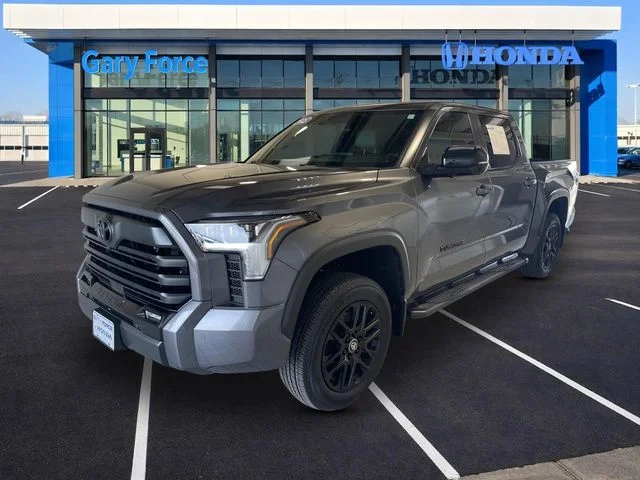 Used 2025 Magnetic Gray Metallic Toyota Limited image 4