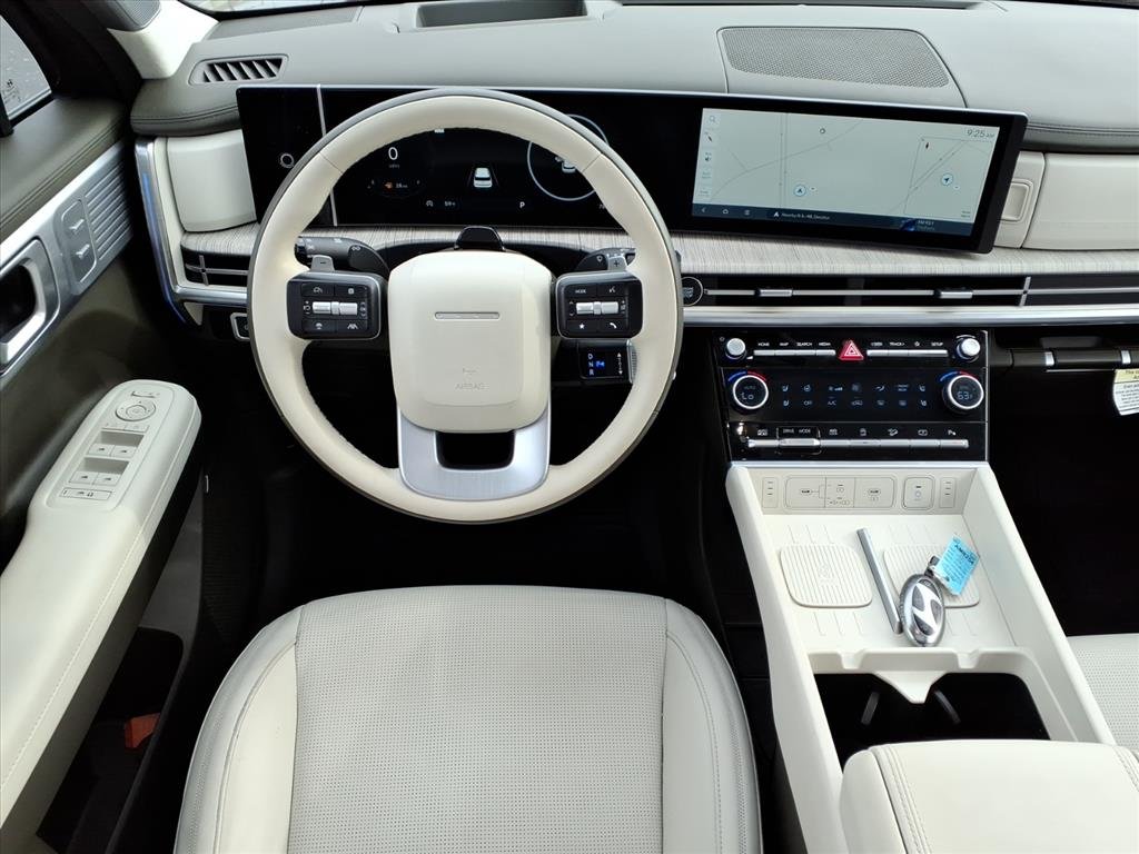 Used 2024 Rockwood Green Pearl Wg2 Hyundai Calligraphy image 3