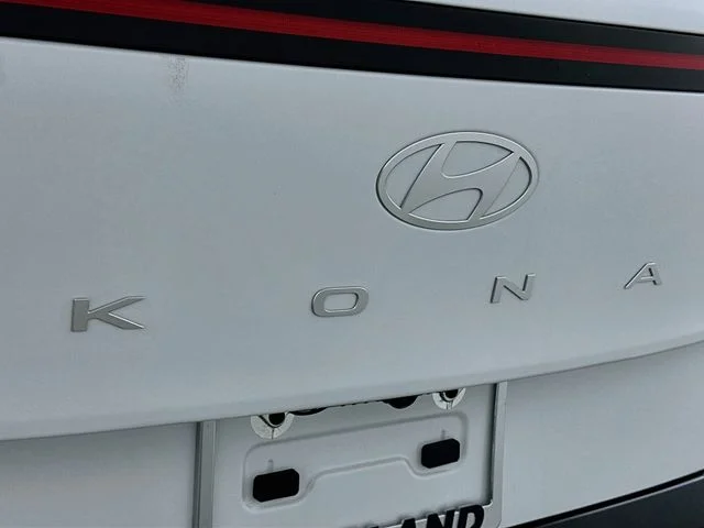 New 2027 Hyundai KONA SE