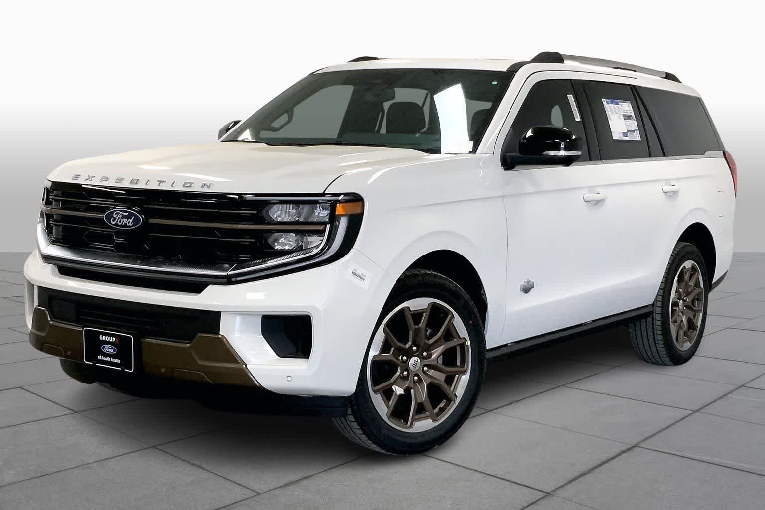 New 2026 Star White Metallic Tri-Coat Ford King Ranch® image 20