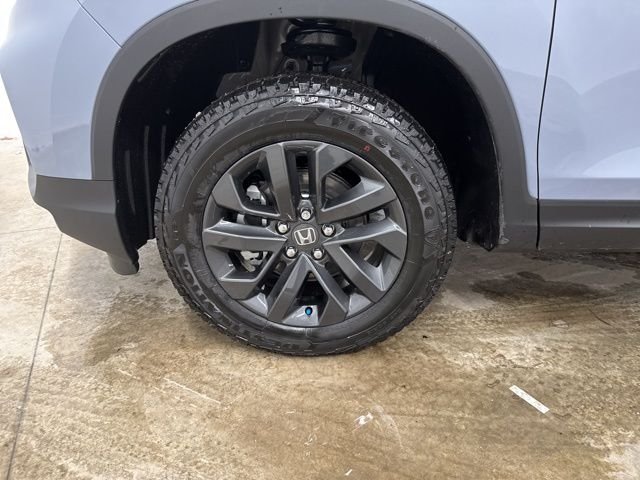 2026 Honda Ridgeline Sport - Photo 9