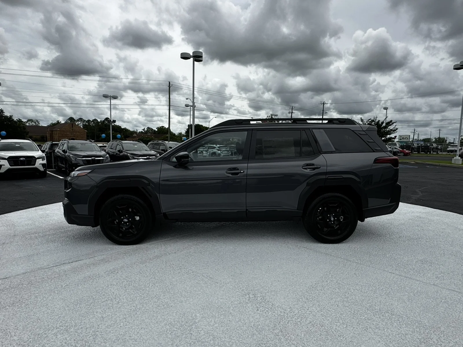New 2026 MAGNETITE GRAY METALLIC Subaru Limited image 4