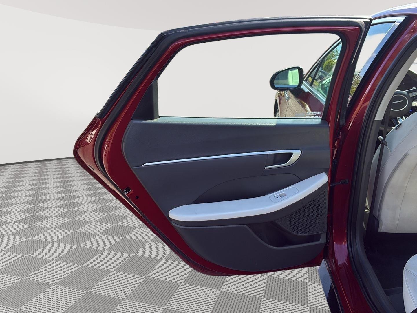 Certified Used 2025 Ultimate red Hyundai SEL image 22