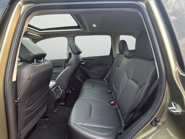 Used 2023 Brown Subaru Touring image 12