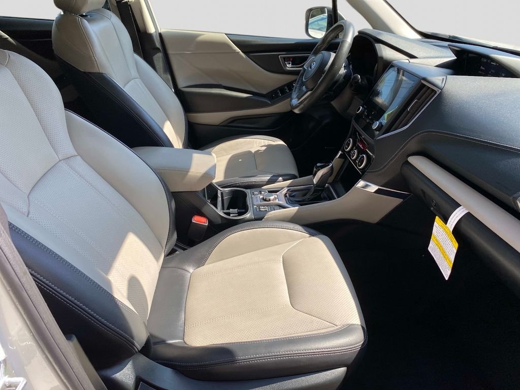Used 2024 White Subaru Limited image 27