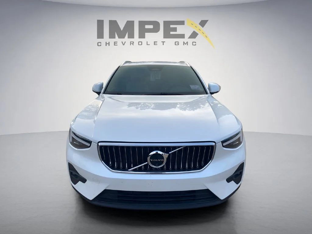 Used 2024  Volvo Ultimate Bright Theme image 8
