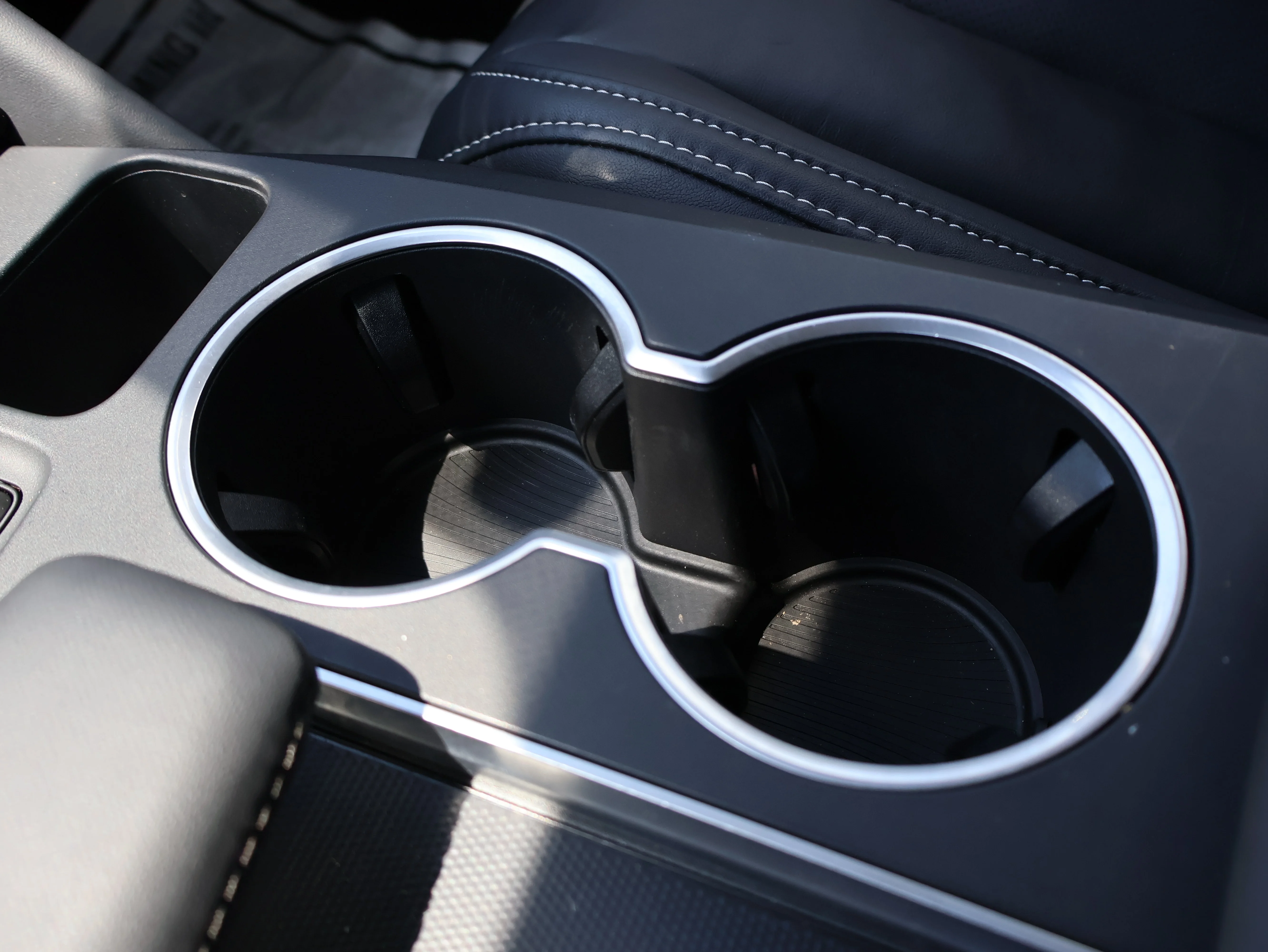 Used 2023 Liquid Carbon Metallic Acura w/Technology Package image 35