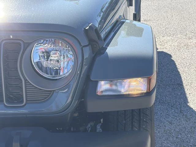 New 2026 Anvil Clear-Coat Exterior Paint Jeep Sport S image 8