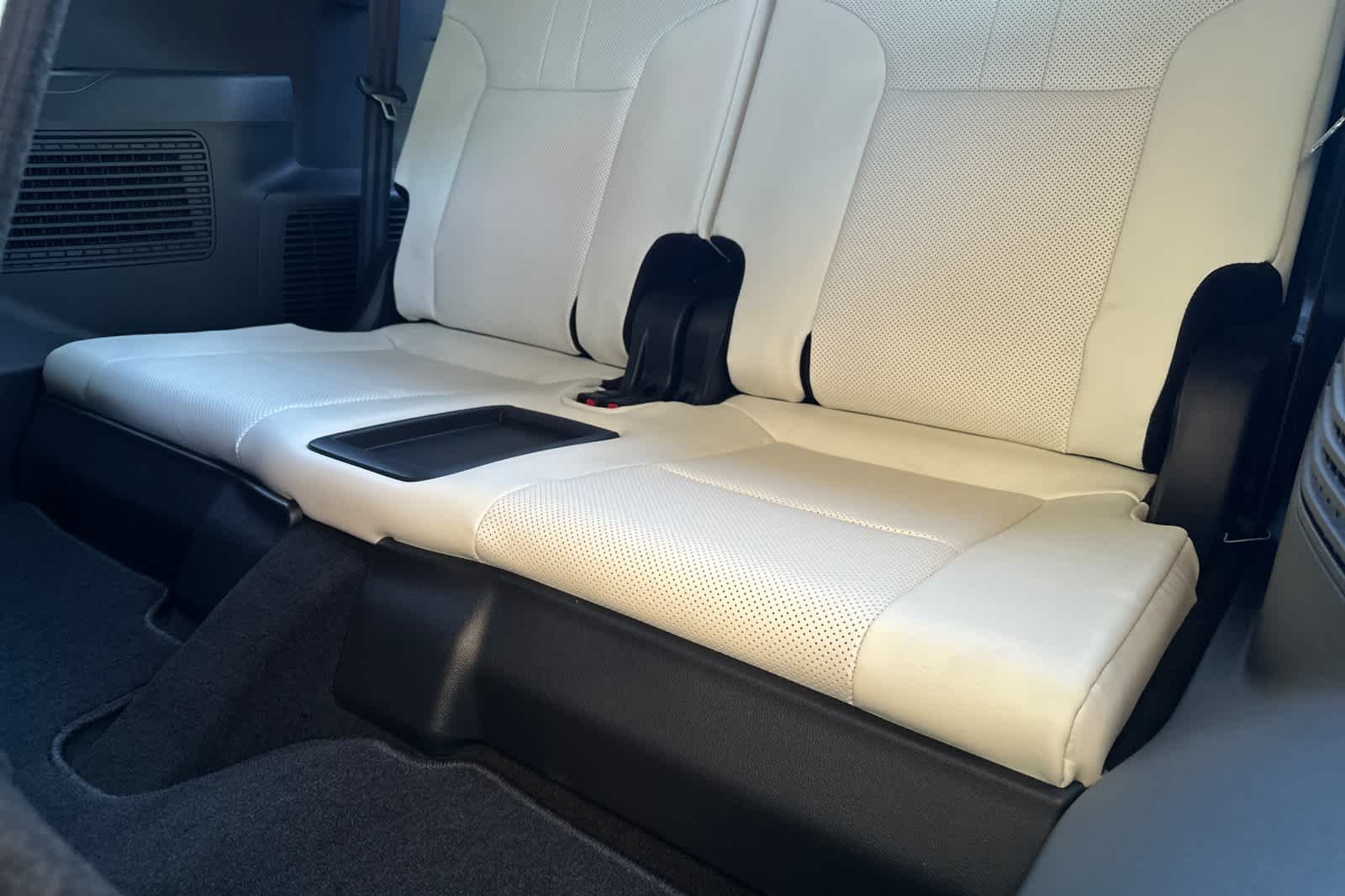 New 2026 Manganese Luster Lexus LX 700h LUXURY image 16