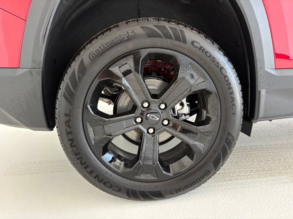 2027 Chevrolet Equinox LT - Photo 24