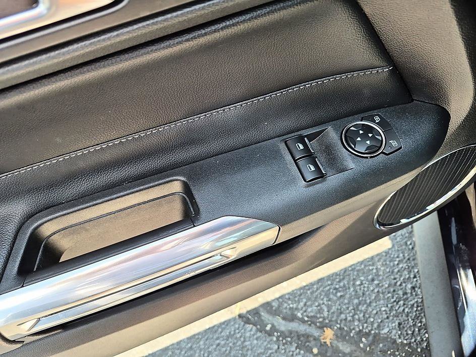 Used 2022 Purple Metallic Ford GT Premium image 13