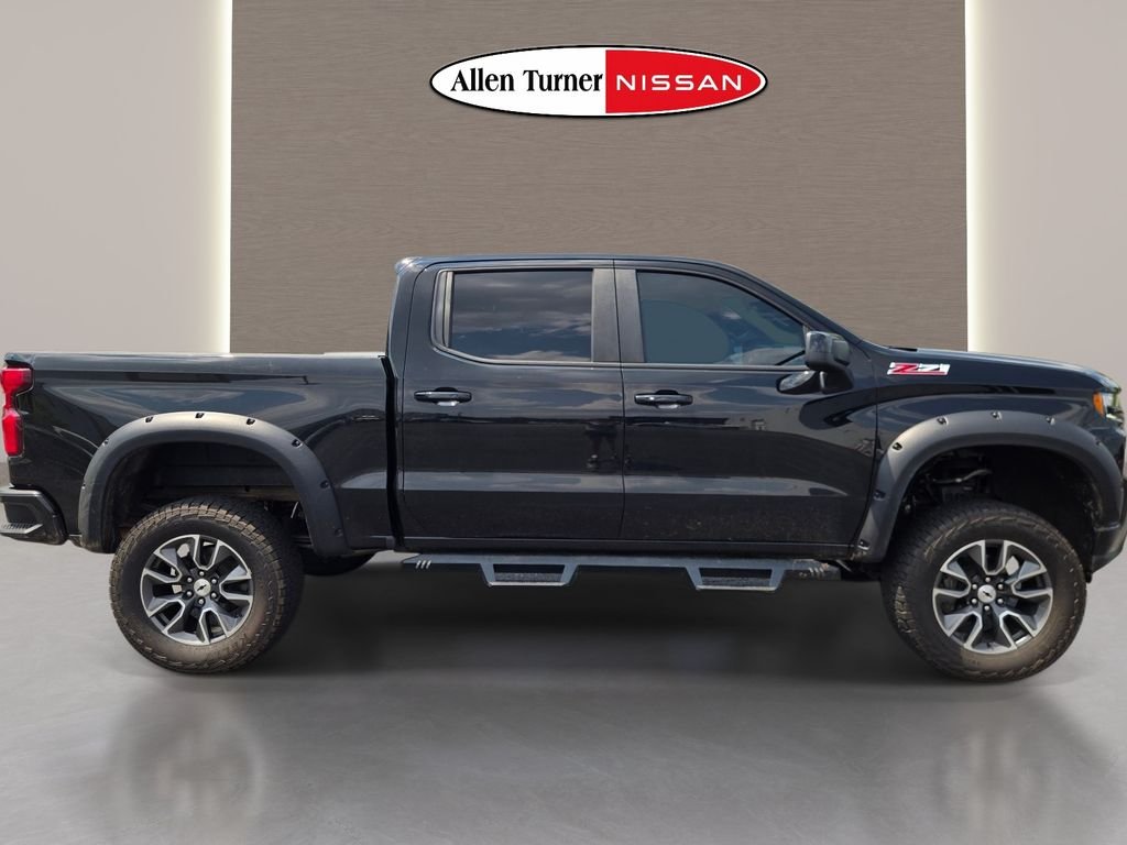 Used 2021 Black Chevrolet RST image 5