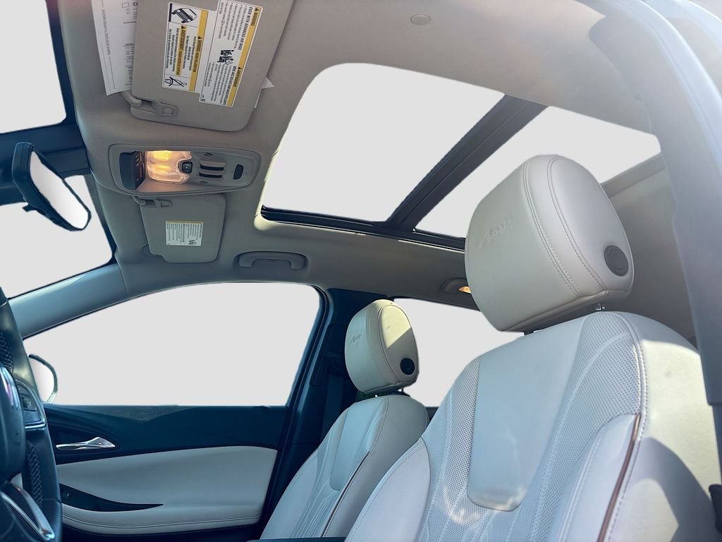 Used 2025 Black Buick Avenir image 35