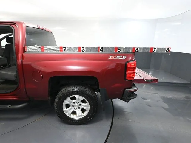 Used 2016 Red Chevrolet LT image 37