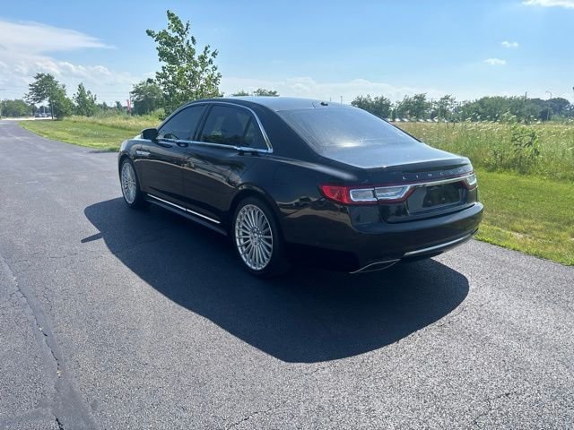 Used 2017 Black Lincoln Reserve image 7