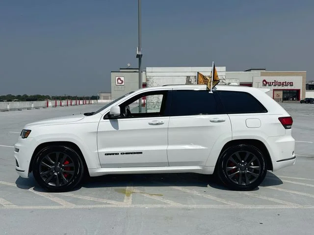 Certified Used 2019 White Jeep Overland image 5