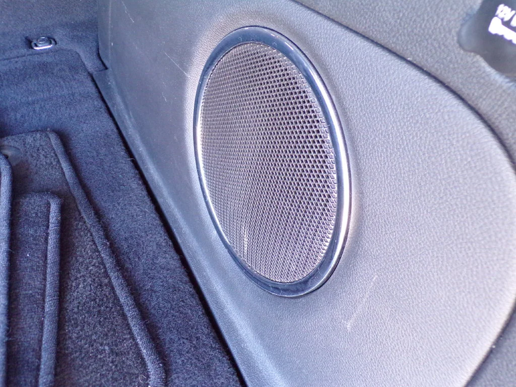 Used 2022 Gray Jeep Laredo X image 6