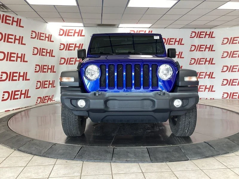 Used 2019 Blue Jeep Unlimited Sport S image 2