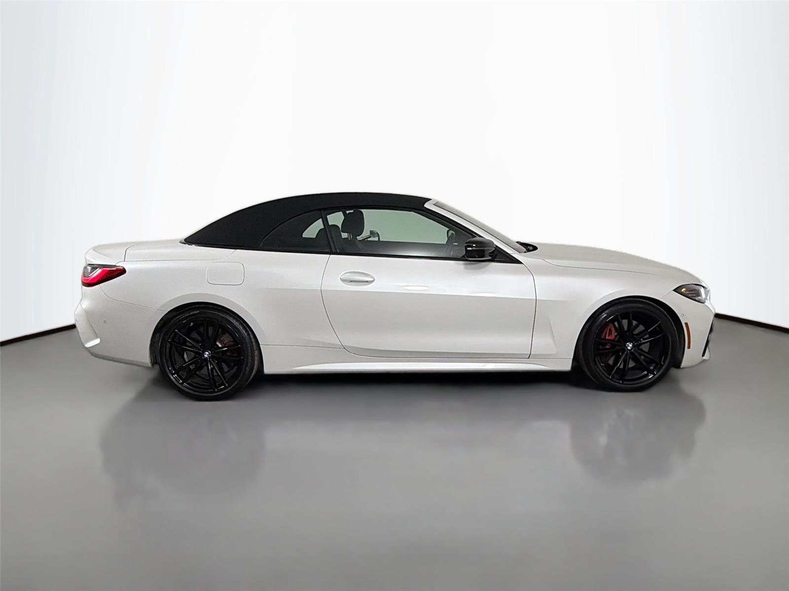 Certified Used 2023 Mineral White Metallic BMW 430i image 4