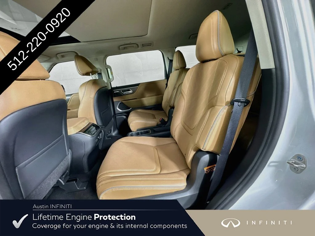 New 2027 RADIANT WHITE INFINITI LUXE image 32