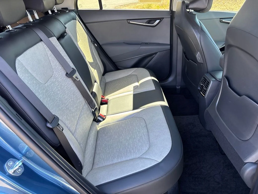 Used 2024 Blue Kia SX image 16