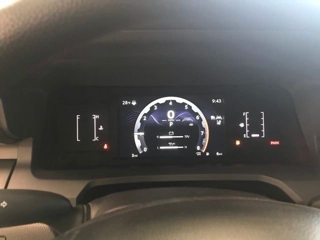 Certified Used 2024 Off-white Toyota SR image 33