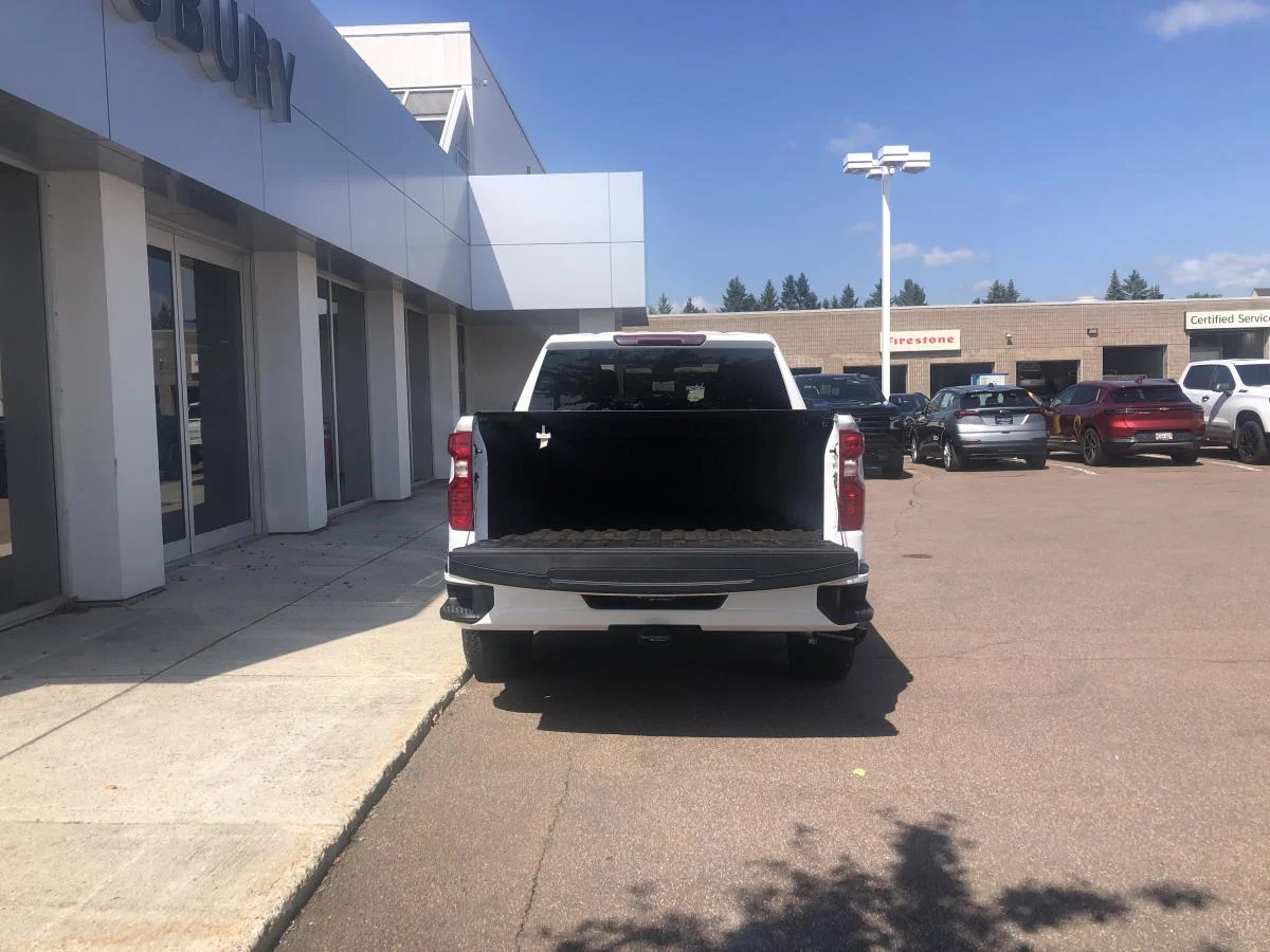 New 2026 White Chevrolet 4wd Crew Cab 147 image 8