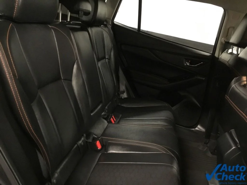Used 2018 Gray Subaru 2.0i Limited image 28